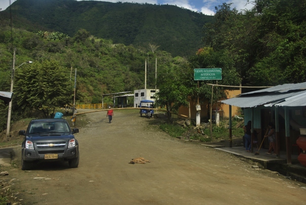 Pas frontera Perú-Ecuador (4)